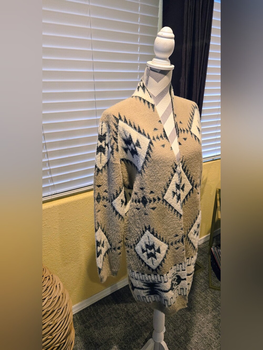 Beige Aztec-Pattern Open-Front Cardigan Sweater - Picture 7 of 15